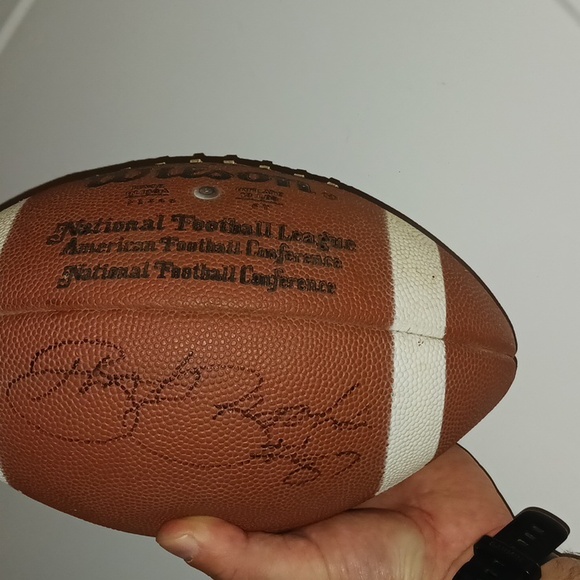 Robert Brooks #87 Green Bay Packers autographed football. Thanks!! - Picture 4 of 4